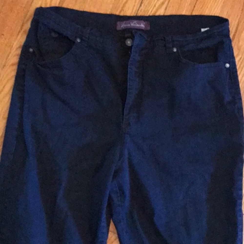 Navy Blue Jeans‎ - Picture 3 of 8